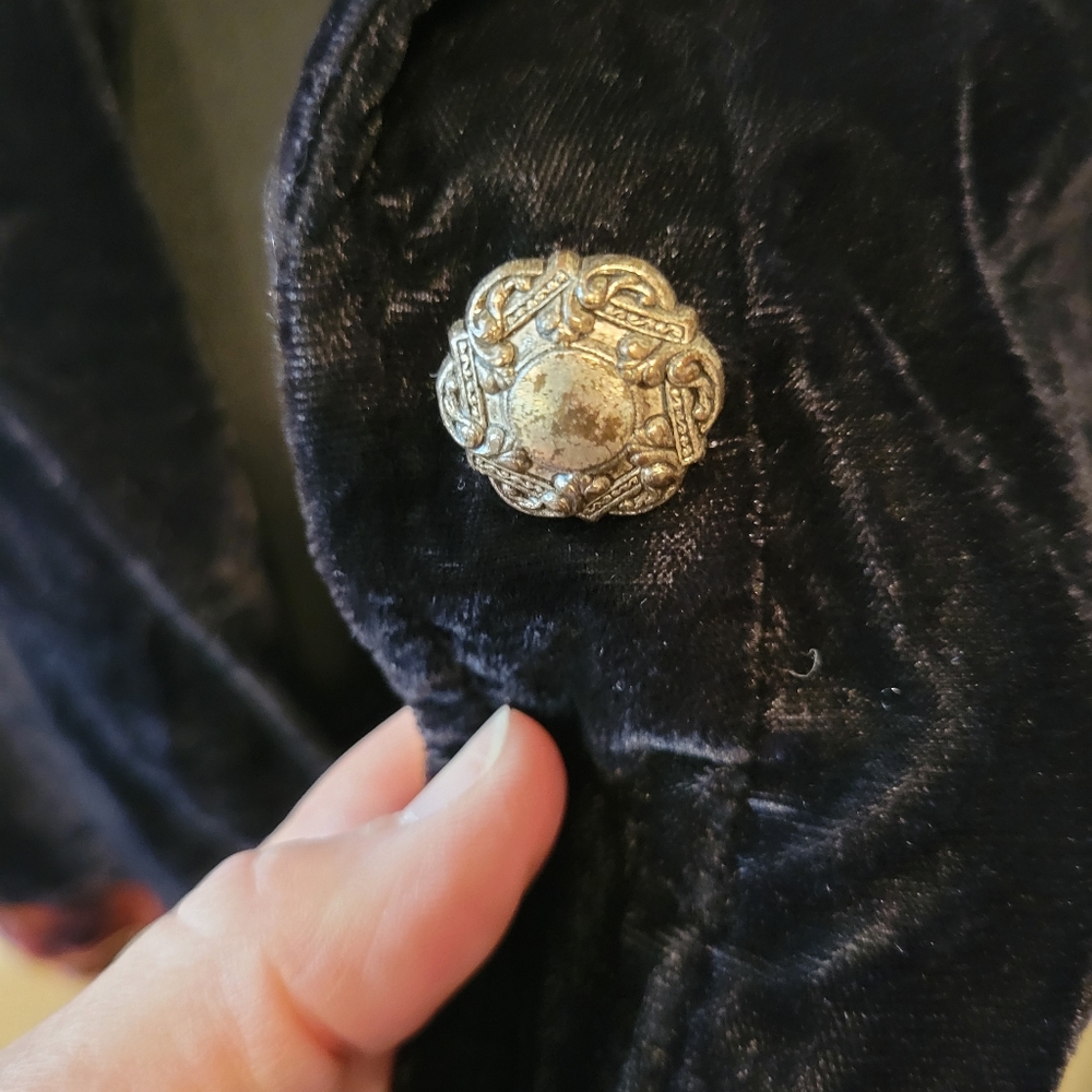 Gorgeous Velvet Patchwork Blazer. - image 4